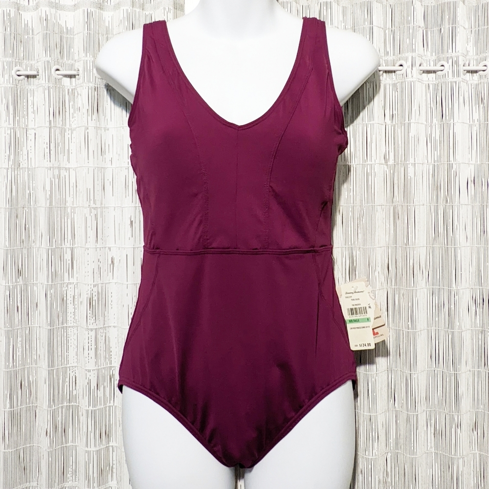 Tommy Bahama V-neck Princess Pearl Sz 8